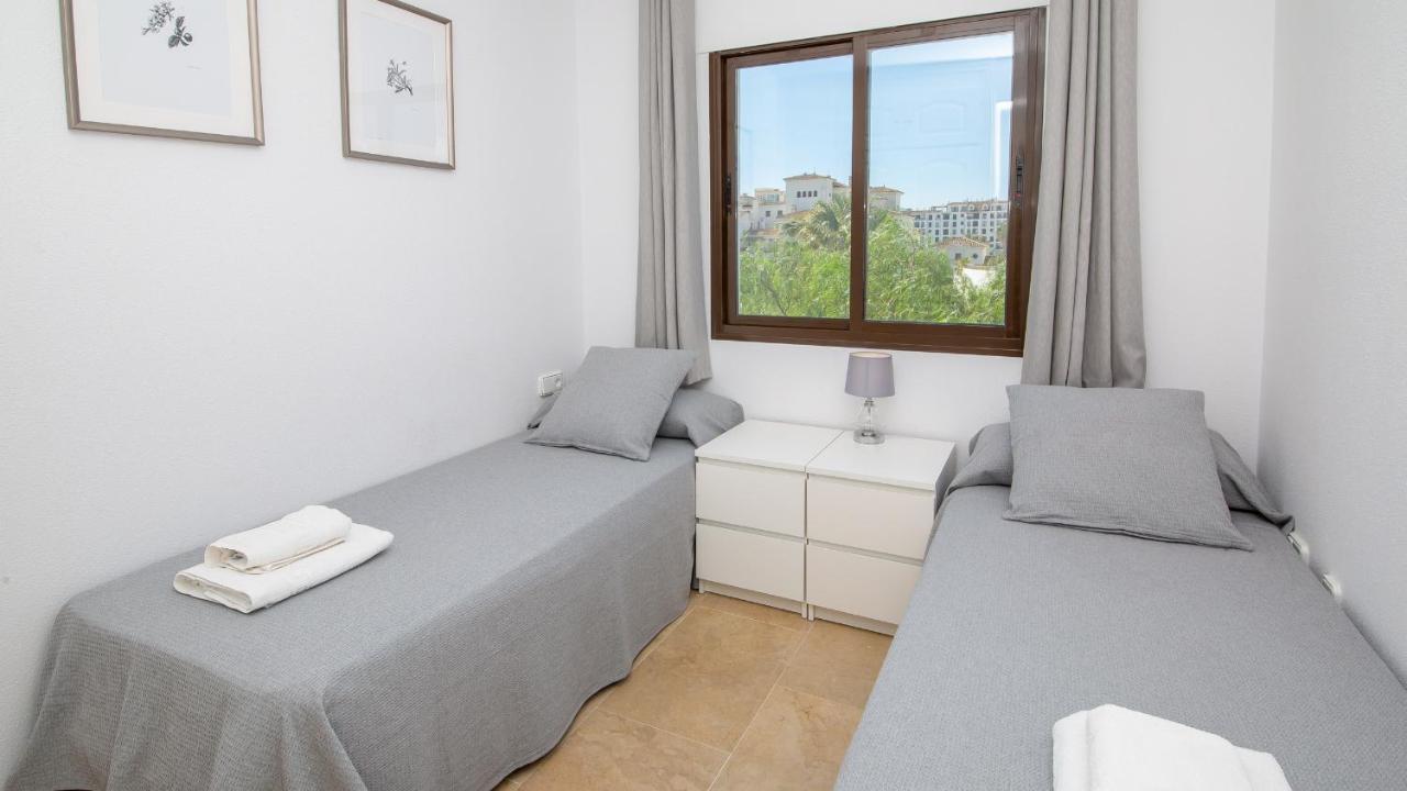Lovely 2-Bed Apartment In Marina De La Duquesa Castillo de Sabinillas Kültér fotó